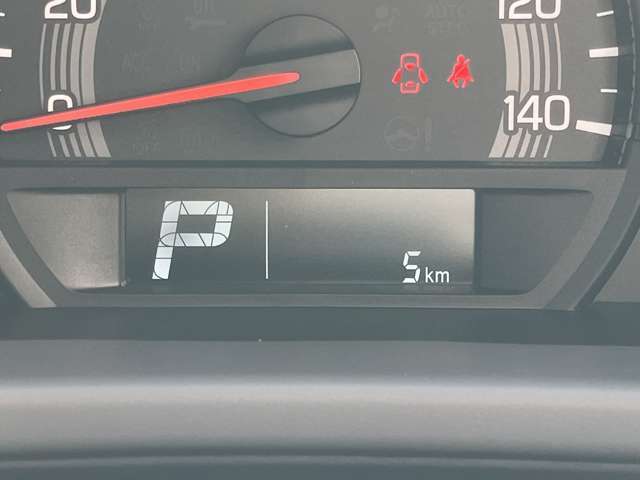 走行たったの5キロ☆届出済未使用車です