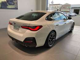 日本全国へご納車することができますので、遠方の方もご遠慮なくお問合せください。実車をご覧頂くことができなくても、ご納得して頂けるようにサポートさせて頂きます。