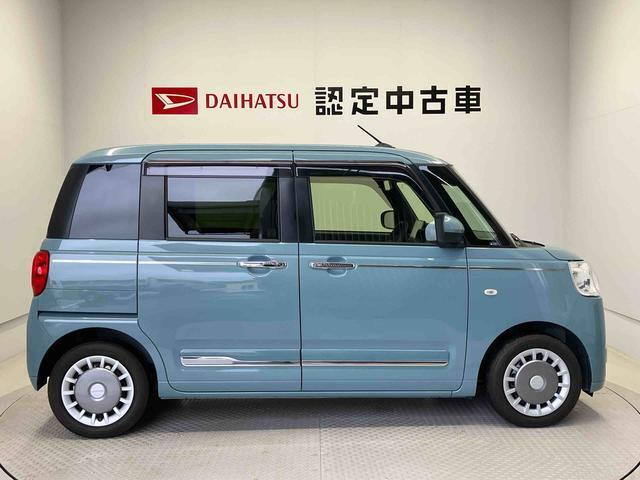 車両右側面からの写真になります。車をご覧になりたい時はお気軽に最寄りの店舗へご相談下さい。