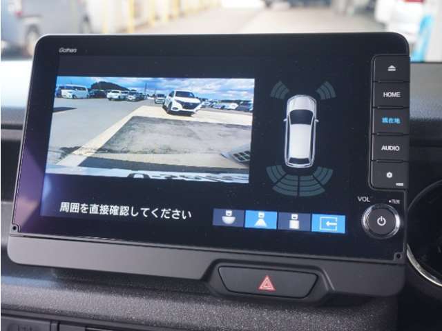◆バックカメラ◆リバースにするだけで映ります、後方の安全確認や、狭い駐車場での車庫入れ、雨の日や夜間など視界の悪い時に便利です！安全にバックする為には欠かせない装備です。