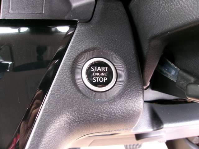 プッシュエンジンスターターでスマートにエンジン始動！！ブレーキを踏みながらボタンを押すだけ！簡単です＾＾