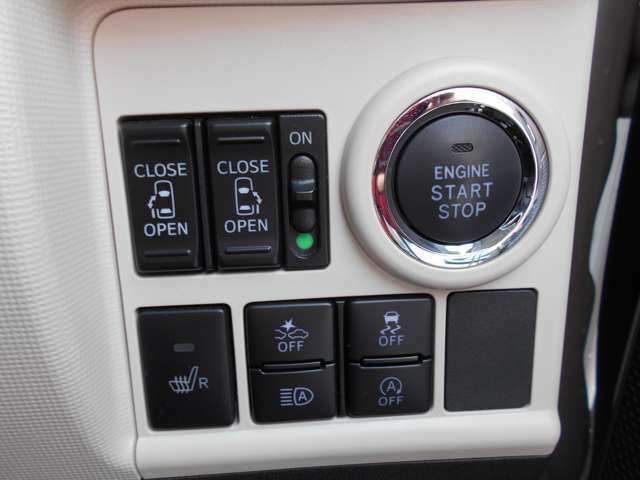 各操作スイッチはハンドル右側にあります◎シートヒーターも付いています◎