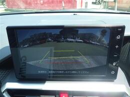 【バックカメラ】ナビ画面で後方確認が可能です！