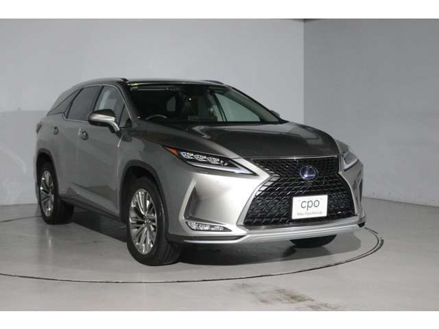 レクサスの厳しい基準とは、まず修復歴の車はございません。初年度7年未満、10万キロ未満など90項目にも及ぶチェックを行い、その基準をクリアした上質なお車だけを展示しております