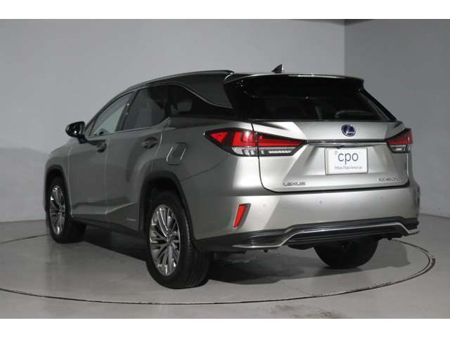 レクサスは内装のデザイン、材質等にまで拘っています。是非一度実車をご覧ください！