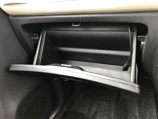 当店のお車をご覧いただきましてありがとうございます。お車についてのご質問やお見積りのご依頼、ご購入にあたってのご相談などお気軽にお問い合わせ下さい！