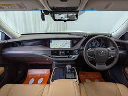 オートエクスチェンジでは全国より良質なお車を厳選して仕入れております。お問い合わせは【052-795-3421】まで！