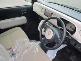 フロントシートです！お乗りになられた時のお姿を想像して下さい♪♪