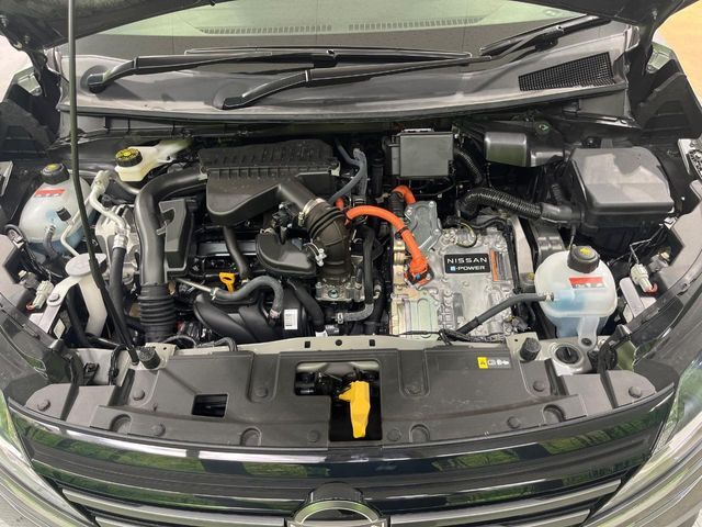 親切・丁寧な専門メカニックスタッフが応対！・車検・点検整備・事故等の修理などアフターサービスも安心。お車のカスタマイズもネクステージのサービススタッフまでご相談ください！