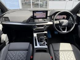【認定中古車】Audi専門のテクニシャンが、100項目にもおよぶ精密な点検を実施。すべてをクリアしたAudi車のみが対象となります。