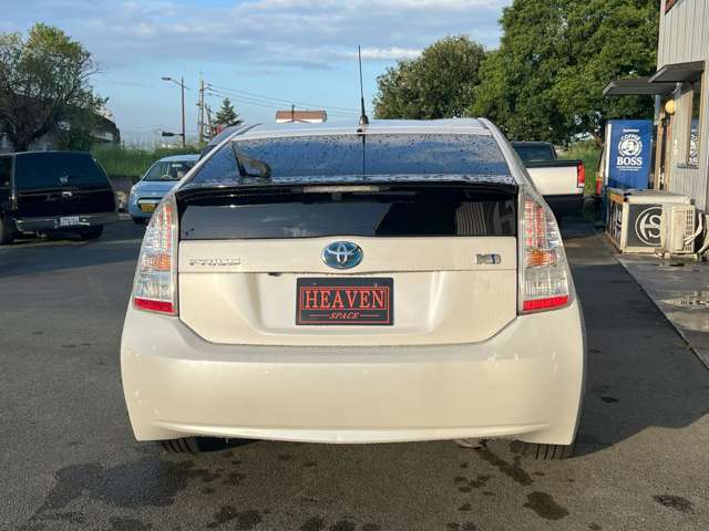 カーフィルム施工・鈑金塗装・整備・カスタム・ボディーコーティング・改造車の車検等々全て自社にて行えますので何でもお気軽にご相談下さい。