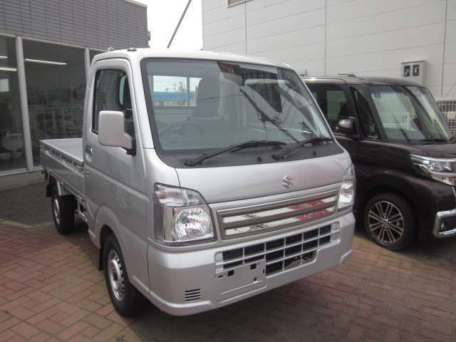 ご購入特典として、半年ごとに無料点検を実施しております。車検や鈑金塗装　ボディコーティング　室内クリーニング　自動車保険などお車の管理はお任せ下さい。HP　c-king.com