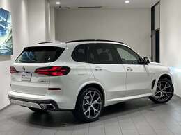 【BMW正規ディーラー】BMWプレミアムセレクション町田鶴川/〒195―0063　東京都町田市野津田町2413―6/TEL.042-736-0297/営業時間：10：00ー18：00