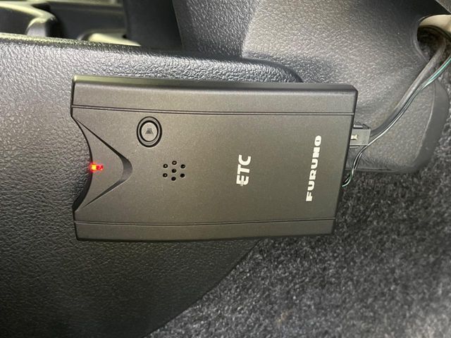 【ETC】高速道路の料金所をストレスなく通過！話題のスポットやサービスエリアに多い「スマートIC」利用時は必須のアイテムです。当店でセットアップを実施、ご納車当日からすぐにご利用いただけます！