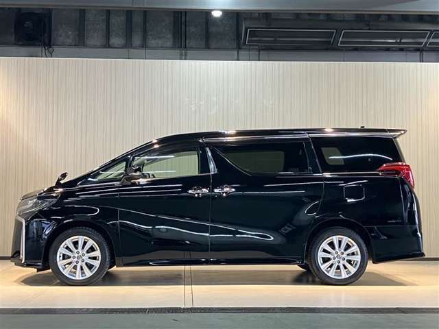 TOYOTAロングラン保証（1年間走行距離無制限付）＊別途有料で延長保証（プラス1年・2年）もお選びいただけます。