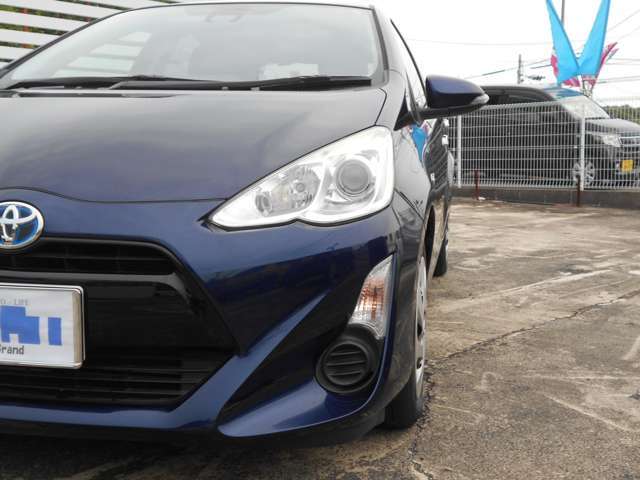 長期間美観を保つヘッドライトコーティングも承っています。車両購入時特典でお値打ちに施工させていただきます！