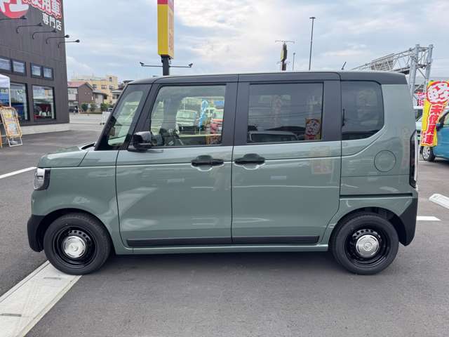 ◆取得税も40％程度軽減される。（中古車扱いとなる為、残価率によって取得税が下がる為）◆保証についても、メーカー保証が利用可能です！（メーカー保証継続手続き費用が必要になります）◆
