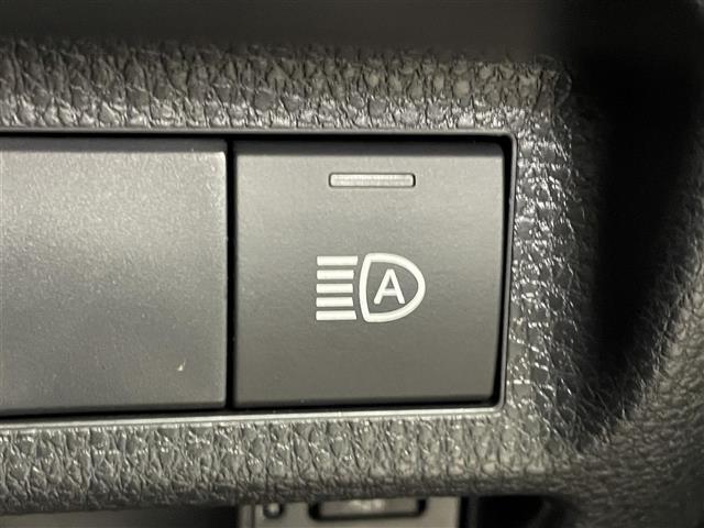 【運転席操作部】快適なドライブを楽しむための機能が装備されています！運転席から触れるので、使いやすいです！除菌プランいれていただくと、さらに清潔で安心していただけます！