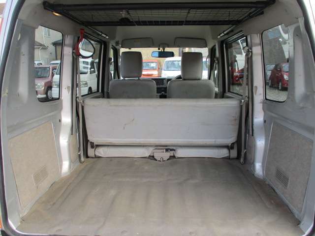 軽バン・軽ワゴン・軽SUV・軽乗用・軽トラック・軽オープンなどなど、軽自動車は何でもお任せください！！お買い得な普通車も在庫致します！