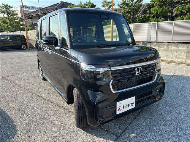 ■□■□■ アフターサービスも安心！！ 自社整備工場・自社鈑金工場・積載車を完備しておりますので、お客様のご購入後も手厚くサポートいたします！！  ■□■□■