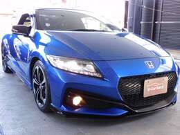 ボンネット等に写る黒い点は店舗内照明の反射が写真に写ってます～