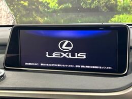 【12.3インチワイドナビ】高級感とインパクトのある大型ワイドナビを装備。各種オーディオ操作はもちろん、横長ワイド画面でのマップ2分割表示など、利便性も高いナビです♪