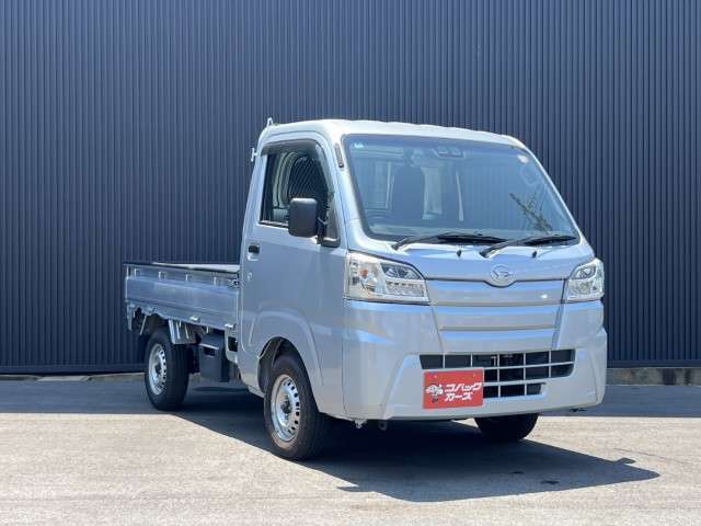 初めてお車をご購入される方でも大丈夫！知識・経験共に豊富なスタッフが親切・丁寧にお客様にピッタリなお車をご案内させて頂きます。ご購入後のアフターケアなど、お困りな事は何でもご相談ください！