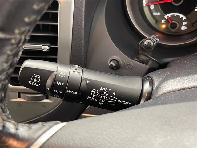 【スピードメーター】メーターがシンプルで見やすく運転しやすいですね！