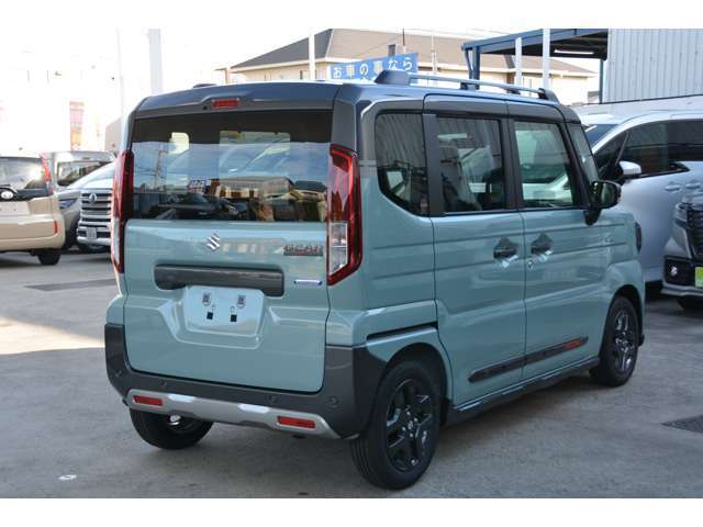新車専門店カーズカフェの厳選新車専用オプションセットプランもご用意しております。総額でお得にご提案！登録諸費用、自賠責も車両総額に全て込みですのでご予算も明解安心です！