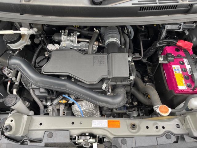 親切・丁寧な専門メカニックスタッフが応対！・車検・点検整備・事故等の修理などアフターサービスも安心。お車のカスタマイズもネクステージのサービススタッフまでご相談ください！