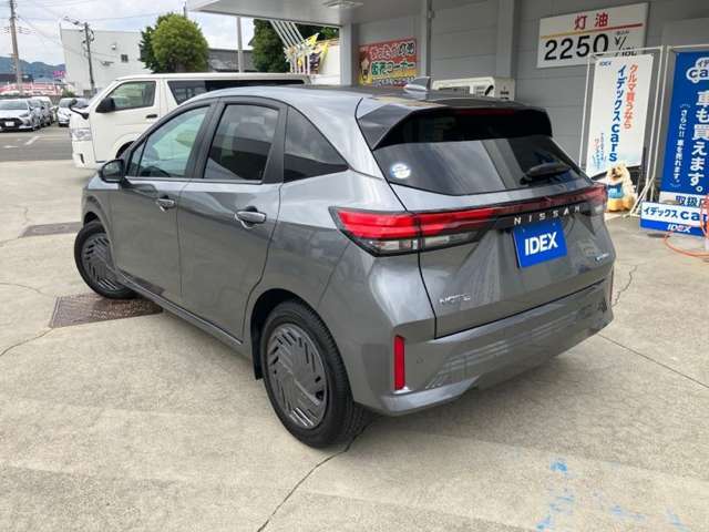 当店での購入特典として、ガソリン給油がお得に出来たり、オイル交換が無料で付いてきたりと嬉しい特典があります。車検や整備もお得に出来ますので、この機会にぜひご検討下さい。