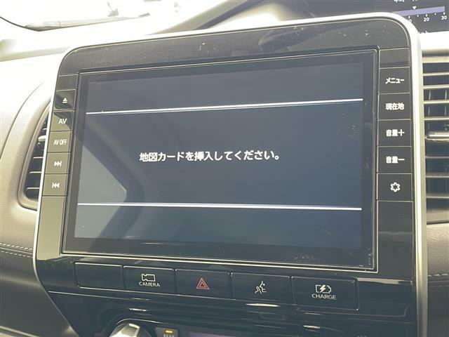 【　ナビゲーション　】ナビゲーションシステム装備なので不慣れな場所へのドライブも快適にして頂けます♪