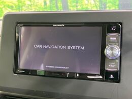 【ナビゲーション】目的地までしっかり案内してくれる使いやすいナビ。Bluetooth接続すればお持ちのスマホやMP3プレイヤーの音楽を再生可能！毎日の運転がさらに楽しくなります！！