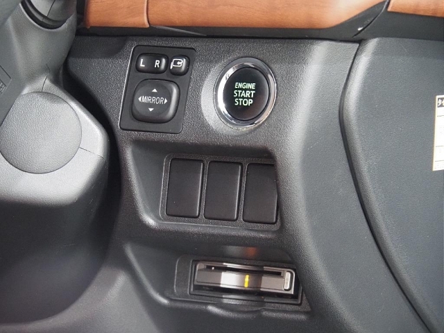 【Renoca CoastLines/スーパーGLダークプライムガソリン2WD】新品オールペイントにてクラシックカーが誕生！