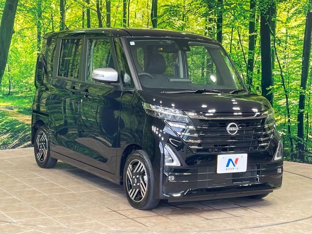 大好評のボディコーティング「弾スプラッシュコート」もご納車までに施工可能。通常のガラスコートと異なる、耐久年数6年の無機質ガラスコーティングが、ボディをキレイな状態に保ってくれます。