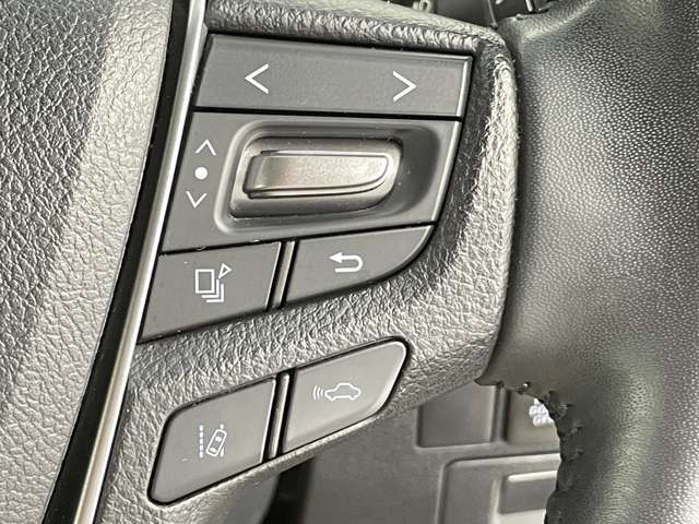 【運転席操作部】快適なドライブを楽しむための機能が装備されています！運転席から触れるので、使いやすいです！除菌プランいれていただくと、さらに清潔で安心していただけます！