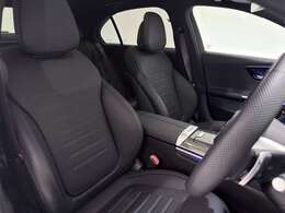 万一故障した場合も、ご購入後2年間、走行距離にかかわらず適用される保証をご用意。大きな安心をご提供いたします。