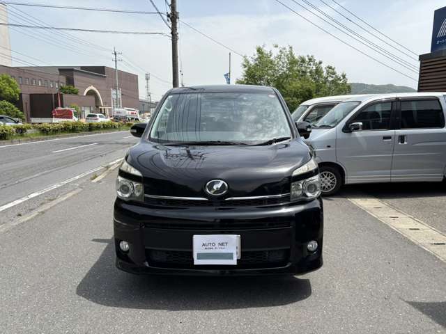 当店は車の販売だけでなく、鈑金・塗装が出来る工場も御座います！！修理なども承っております。お気軽にお問い合わせください！