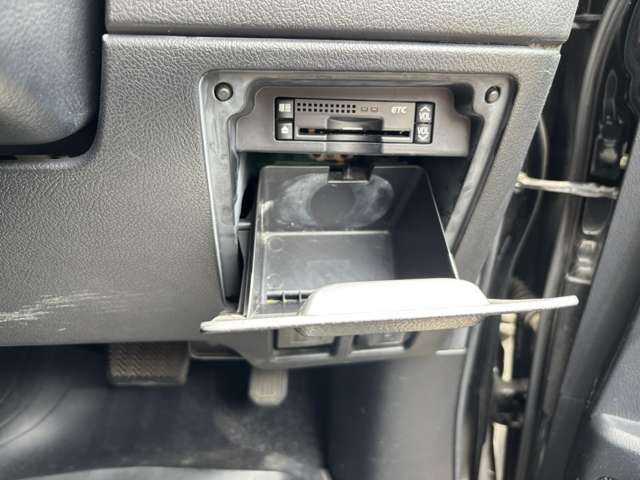 【ETC装備！！】ETC装備で高速道路も難なく通過することが出来ます！旅行・ドライブには欠かせない装備が付いています！