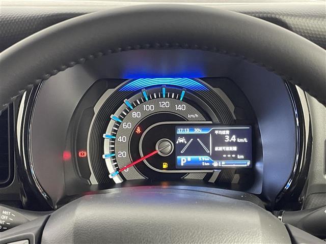【スピードメーター】メーターがシンプルで見やすく運転しやすいですね！