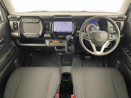 【インパネ全体】全方位で視界が広く、高い目線で運転もしやすいです！