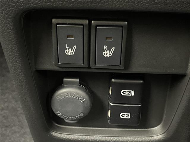 【運転席操作部】快適なドライブを楽しむための機能が装備されています！運転席から触れるので、使いやすいです！除菌プランいれていただくと、さらに清潔で安心していただけます！