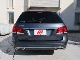 レーダーセーフティパッケージ、AMGスポーツパッケージ、ブラック色本革シート、AMGスポーツシート、前席後席シートヒーター