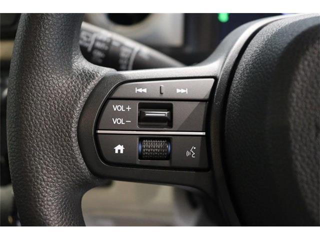 運転しながら操作が出来る画期的装備！これ便利です
