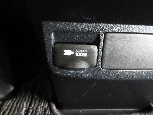 非常時やキャンプなどに役立つAC100Vコンセント付きです。