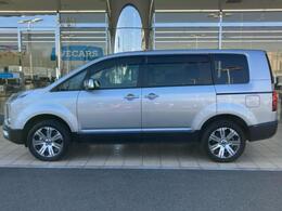 WECARSの在庫ページをご覧いただき誠にありがとうございます！WECARSは「お客様第一」をモットーにお客様のカーライフを全力でサポートいたします！