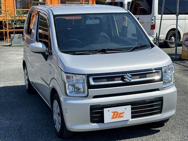 ガラスコーティングなども行っております。プロスタッフによる、施工ですのでご安心してお頼みください。