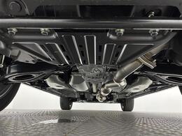 【下回り】下回りがきれいなうちに、防錆加工の施工がオススメ。降雪地域はもちろん、沿岸部にお住いの方や、趣味でマリン・ウィンタースポーツをされる方に大変好評いただいております。