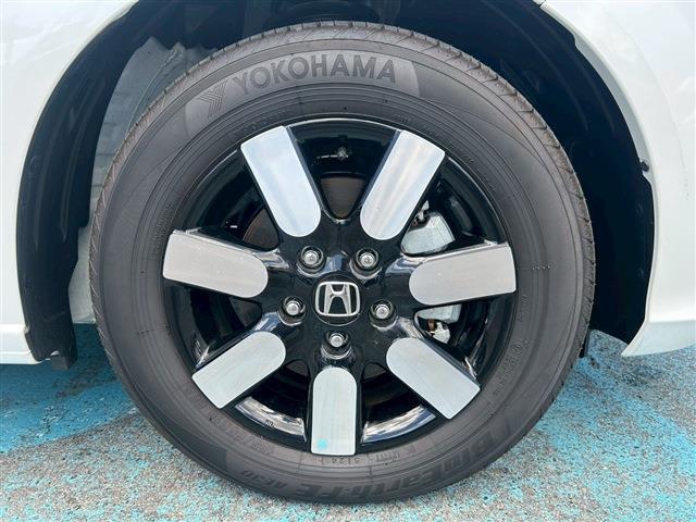 5年10万キロ新車メーカー保証付き☆全国のディーラーでご対応いただけますので遠方の方もご安心ください。