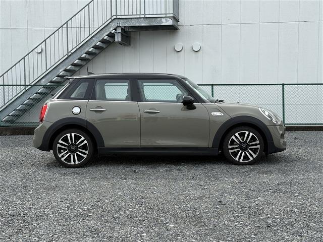 在庫確認などに関しては、お気軽にお問い合わせください。